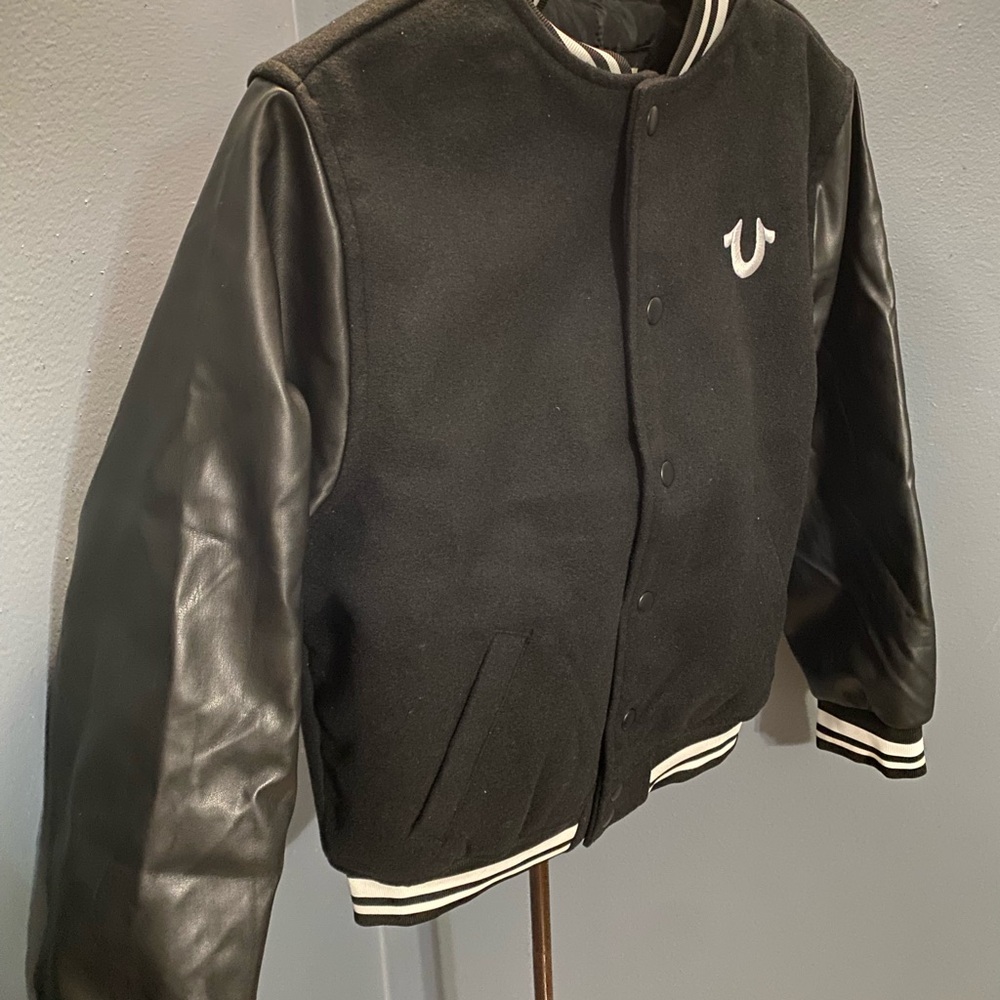 True Religion Boys Varsity Jacket Black Size S NWT TRBJ Style 300400